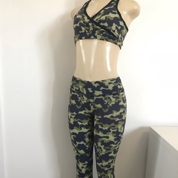 Gym Leegins and Top Set - Picture 3 of 8